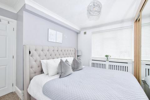 22 Withycroft, George Green, Slough, SL3 6BH