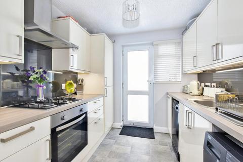 22 Withycroft, George Green, Slough, SL3 6BH