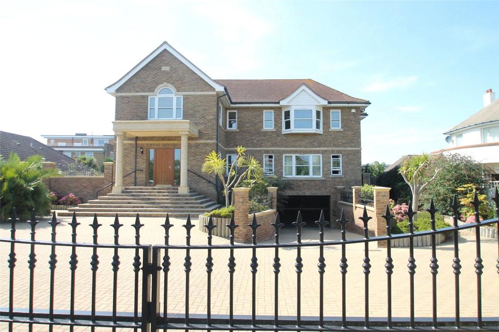 Sea Avenue, Rustington, Littlehampton, BN16 2 bed apartment £525,000