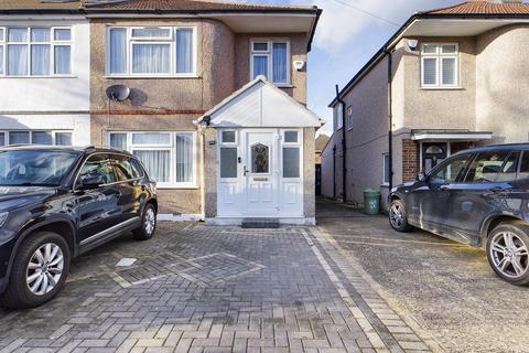 158 Long Drive, Ruislip, HA4 0HR