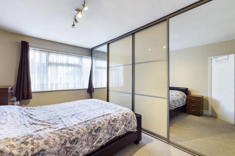 158 Long Drive, Ruislip, HA4 0HR