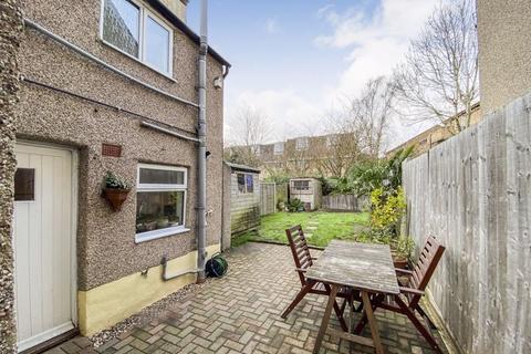 21 North Road, South Ockendon, RM15 6PT