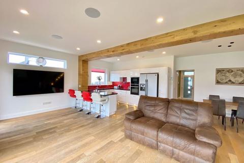 72 Waterloo Road, Prestwick, KA9 2AA