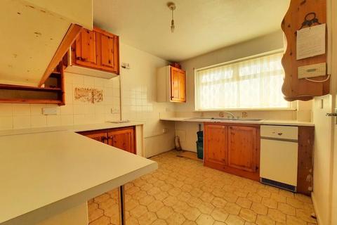 57 Peninsular Close, Feltham, TW14 9ST