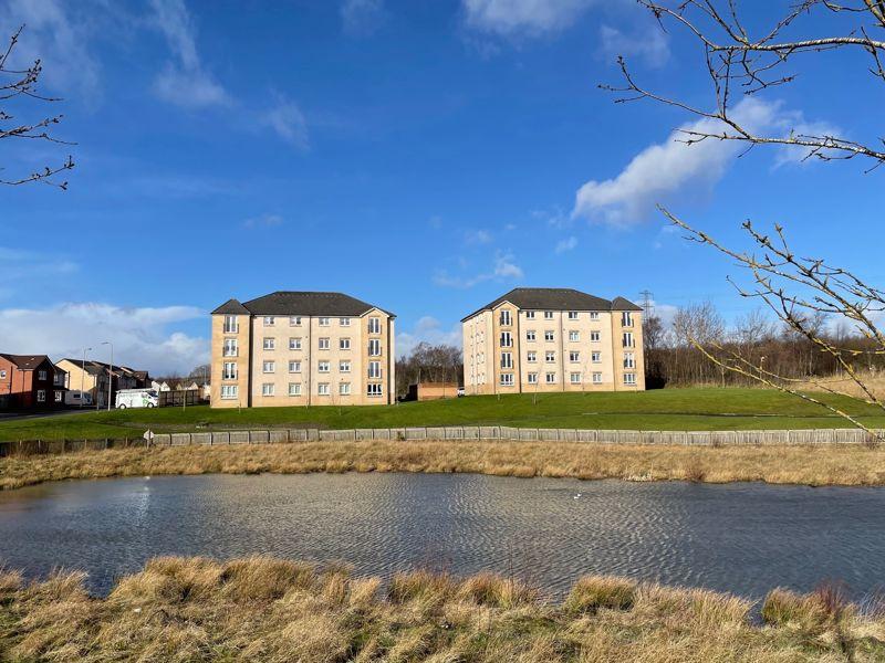 Cambridge Crescent, Airdrie 2 bed apartment £117,000