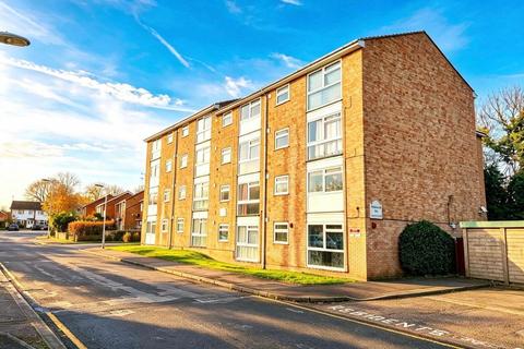1 bedroom apartment to rent, Holdbrook Way, Romford