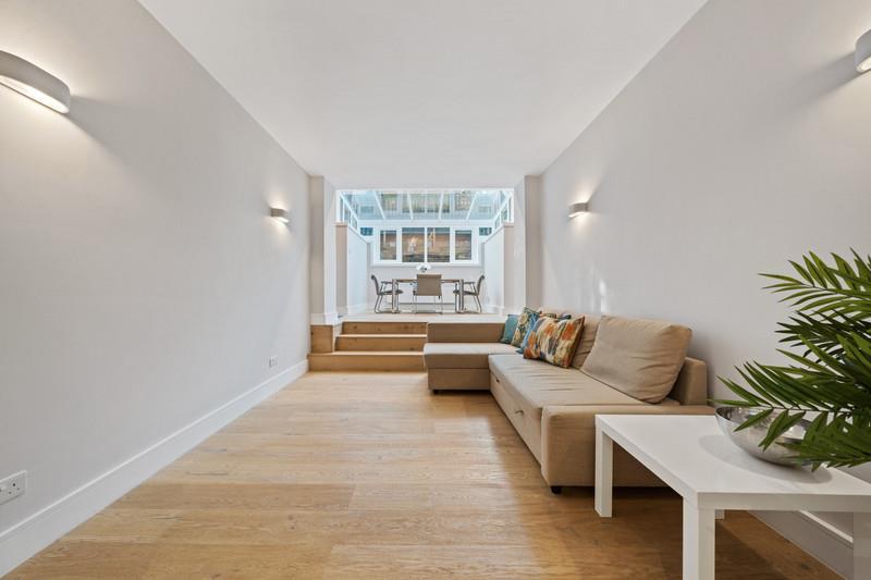 Flat-1-349-archway-r 5097-fa52-5f79-4db6-2491-7e3f