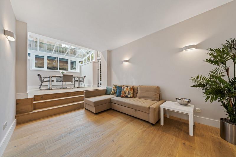 Flat-1-349-archway-r 0558-d77d-c5eb-8bbc-e03b-51ec