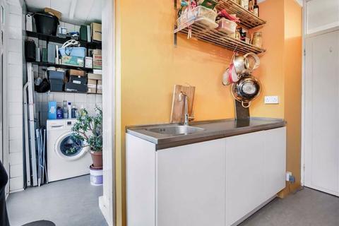 Flat 5, Howard House Howard Road, London, SE20 8HH