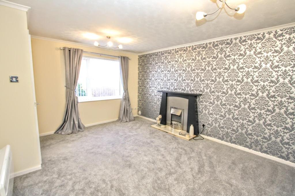 Marske Grove, Darlington 3 bed semidetached house £130,000
