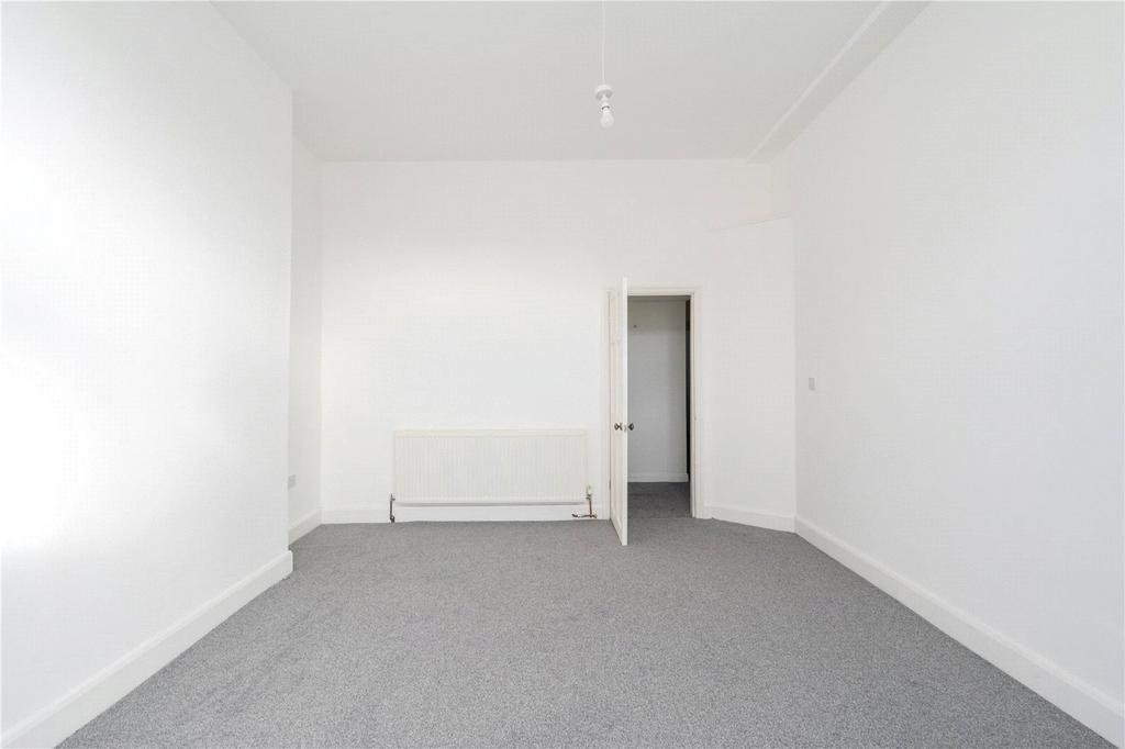Living Room (2)