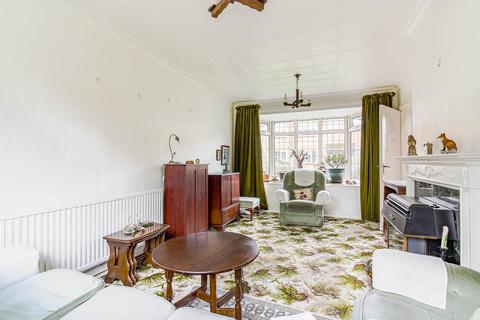 14 Burden Way, London, E11 3RY