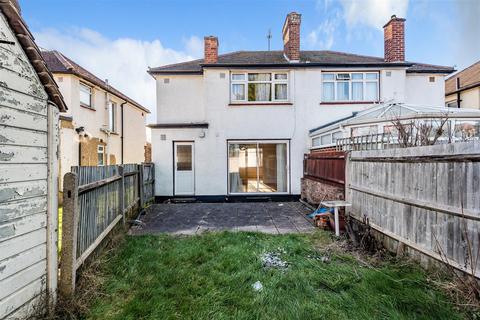 89 Pams Way, Epsom, KT19 0HN