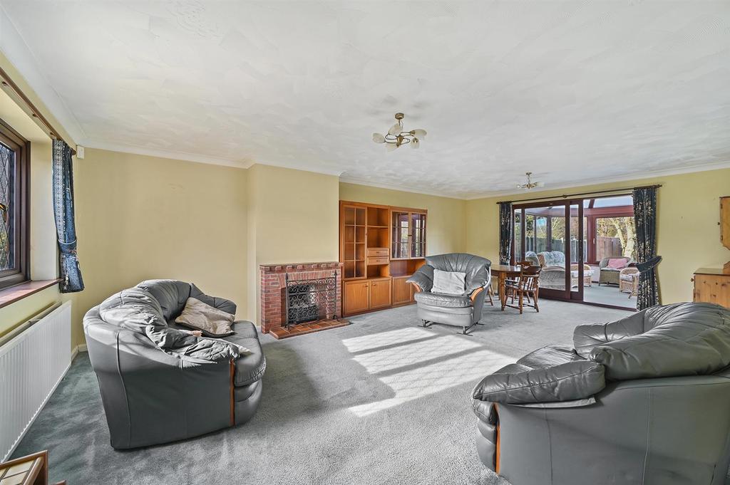 Homeleigh, Abberton Road, LayerDeLaHaye 3 bed detached house £485,000