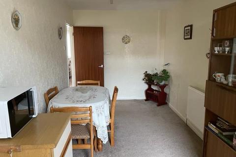 37 Fairham Road, Stretton, Burton-on-trent, DE13 0BS