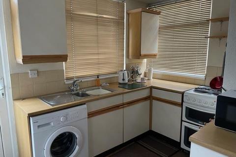 37 Fairham Road, Stretton, Burton-on-trent, DE13 0BS