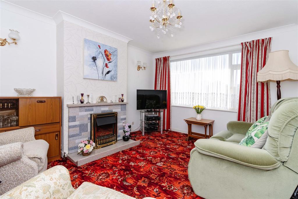 Boxgrove, GoringBySea, Worthing 3 bed semidetached house for sale