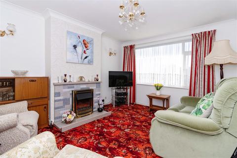 93 Boxgrove, Goring By Sea, Worthing, BN12 6AS