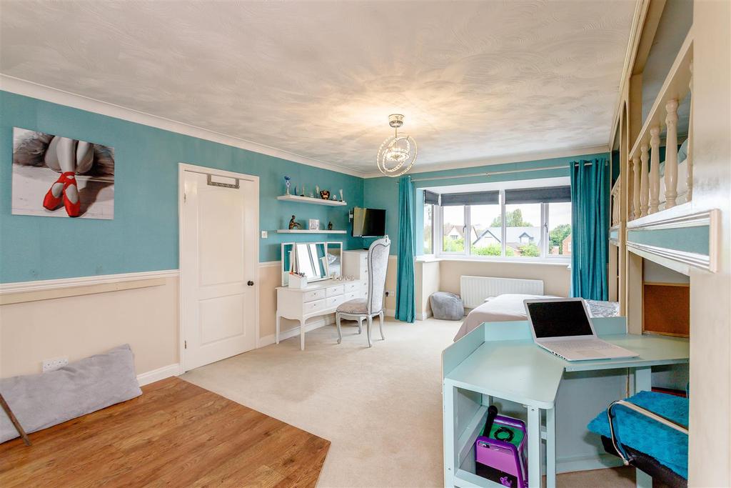 8398985-interior35.jpg