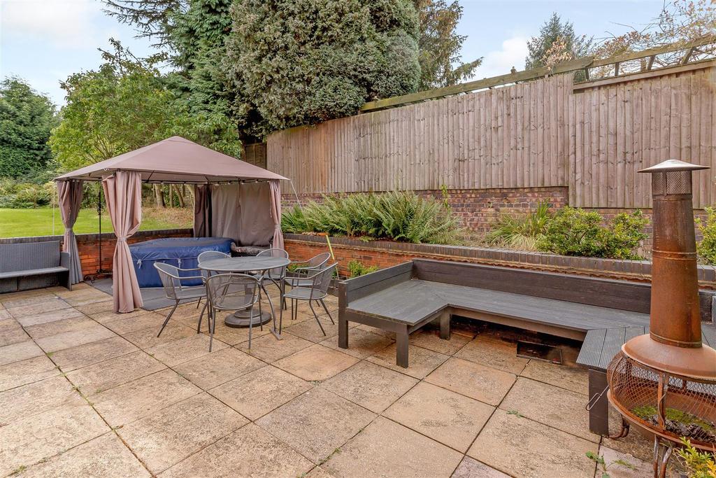 8398985-exterior23.jpg