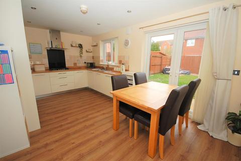 21 Saxon Way, Sherburn In Elmet, Leeds, LS25 6PP