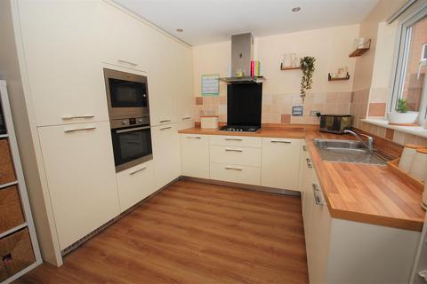 21 Saxon Way, Sherburn In Elmet, Leeds, LS25 6PP