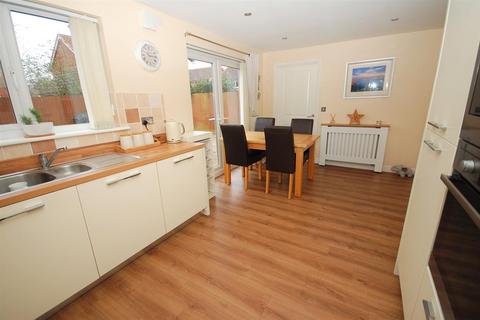 21 Saxon Way, Sherburn In Elmet, Leeds, LS25 6PP