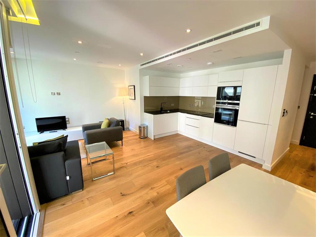 Kitchen 2022.jpeg