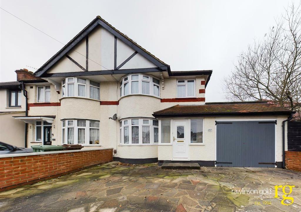 Roxeth Green Avenue, South Harrow 3 bed semidetached house £615,000