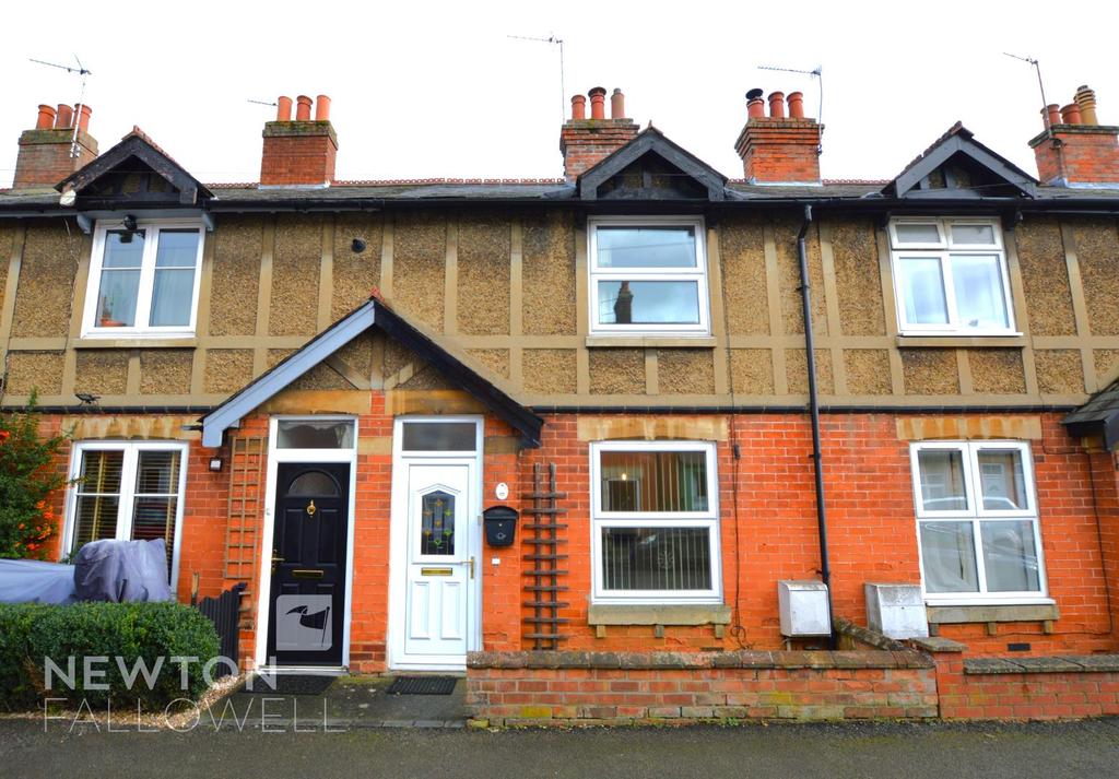 Kings Road, Oakham 2 Bed Terraced House - £710 Pcm (£164 Pw)