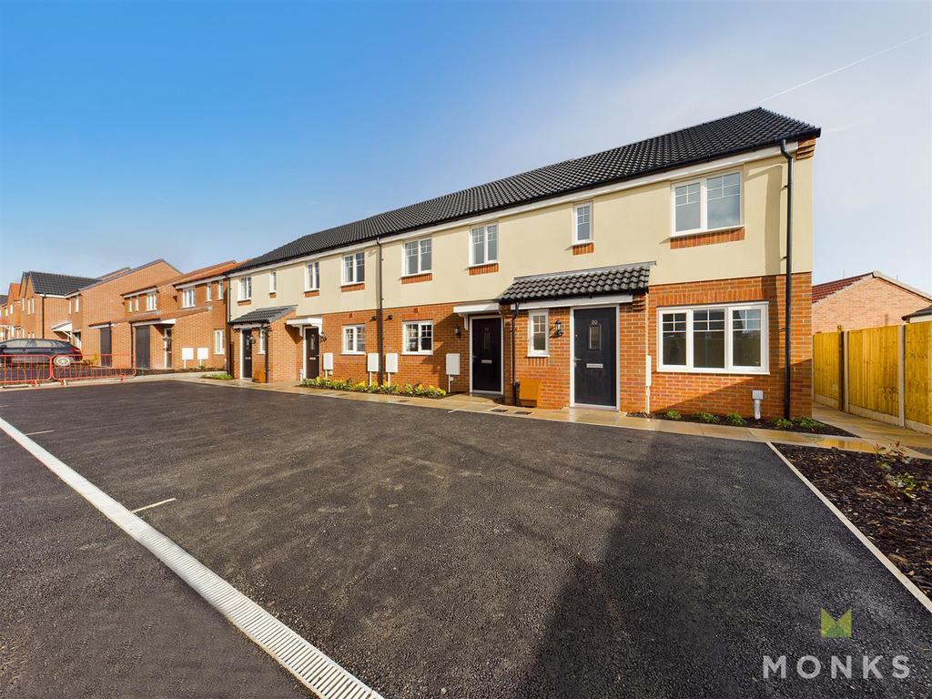 Davison Drive, Preston Street, Shrewsbury 3 bed end of terrace house £78,000