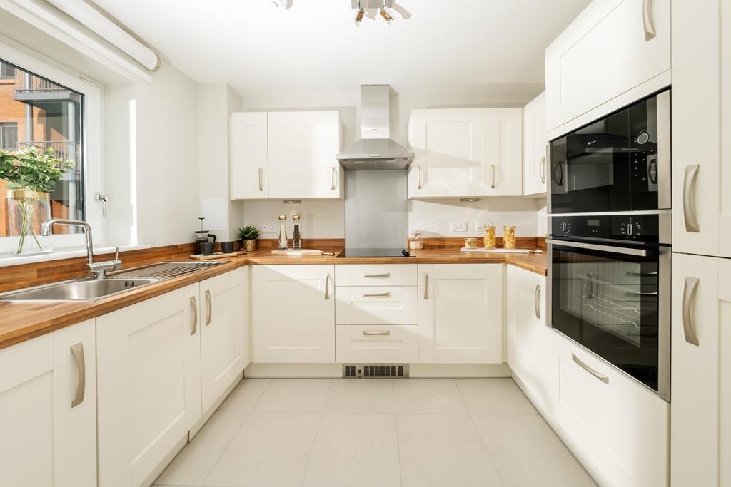 Merchants Gate, Pollokshields - Show Apartment Shower Room