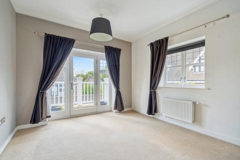 2 bedroom apartment to rent, Timmis Court, Beaconsfield, HP9