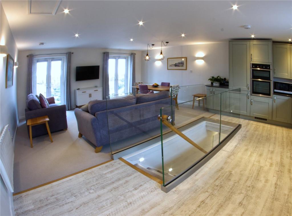 New Road, Stoke Fleming, Dartmouth, TQ6 3 bed semidetached house £