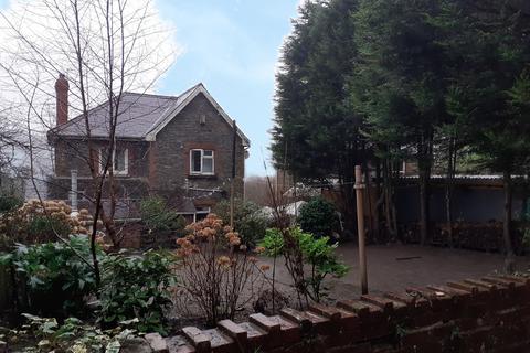 16 Swansea Road, Pontardawe, Swansea, SA8 4AA