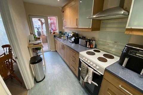 4 bedroom terraced house for sale - Loyd Road, Abington, Northampton NN1 5JE