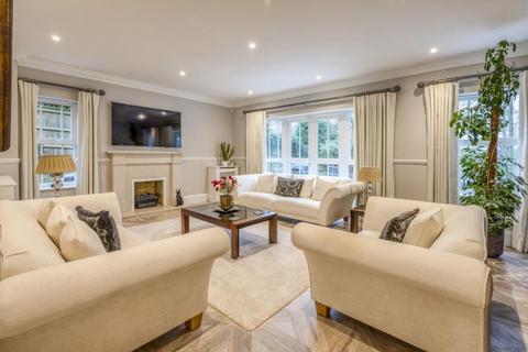 4 Claver Drive, Ascot, SL5 7JU