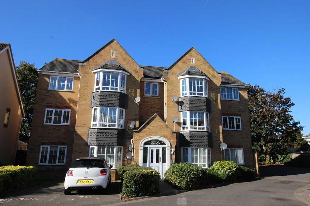 Britton Gardens, Kingswood, Bristol BS15 2 bed flat £895 pcm (£207 pw)
