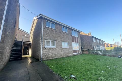 3 bedroom flat to rent, Grizedale Road, Blackpool