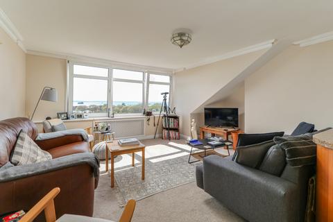3 bedroom penthouse for sale, Clarence Parade, Southsea