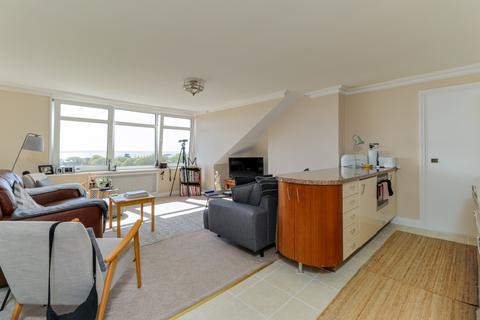 3 bedroom penthouse for sale, Clarence Parade, Southsea