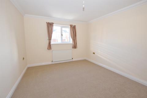 2 bedroom flat to rent, Princess Avenue, Aldwick, Bognor Regis, PO21