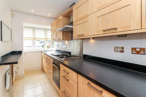 2 bedroom end of terrace house for sale, Waldenbury Place, Beaconsfield, Buckinghamshire, HP9
