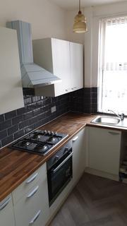 2 bedroom terraced house to rent, Strathmore Terrace, Leeds