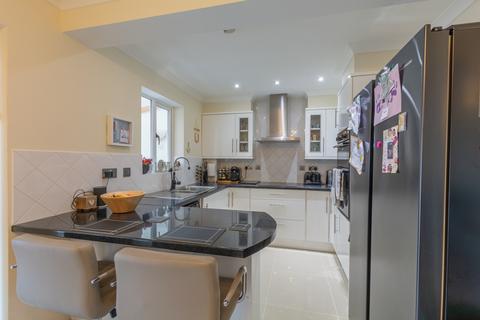 12 Maisemore, Yate, Bristol, BS37 8UR