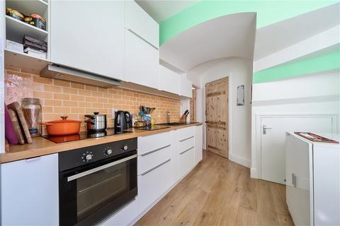 1 bedroom apartment to rent, Alfred Street, Bath, BA1
