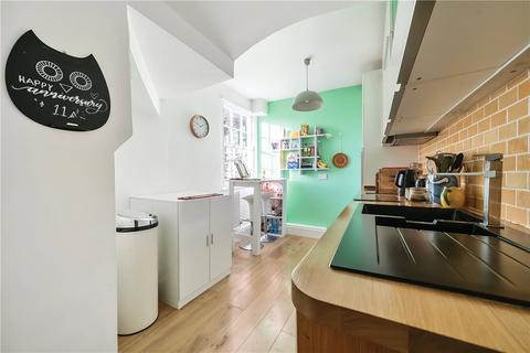 1 bedroom apartment to rent, Alfred Street, Bath, BA1
