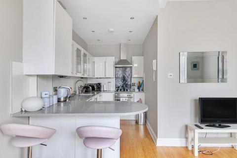 Flat 3, 9 Sylvan Hill, London, SE19 2QB