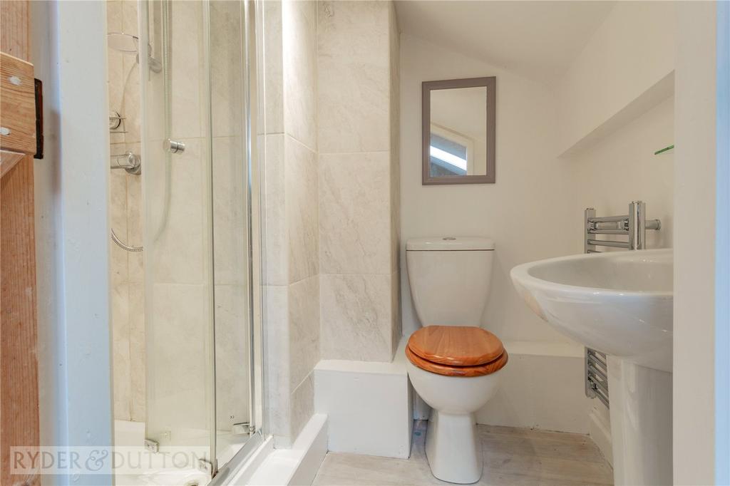 En-Suite Shower: