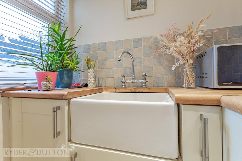 Belfast Sink: